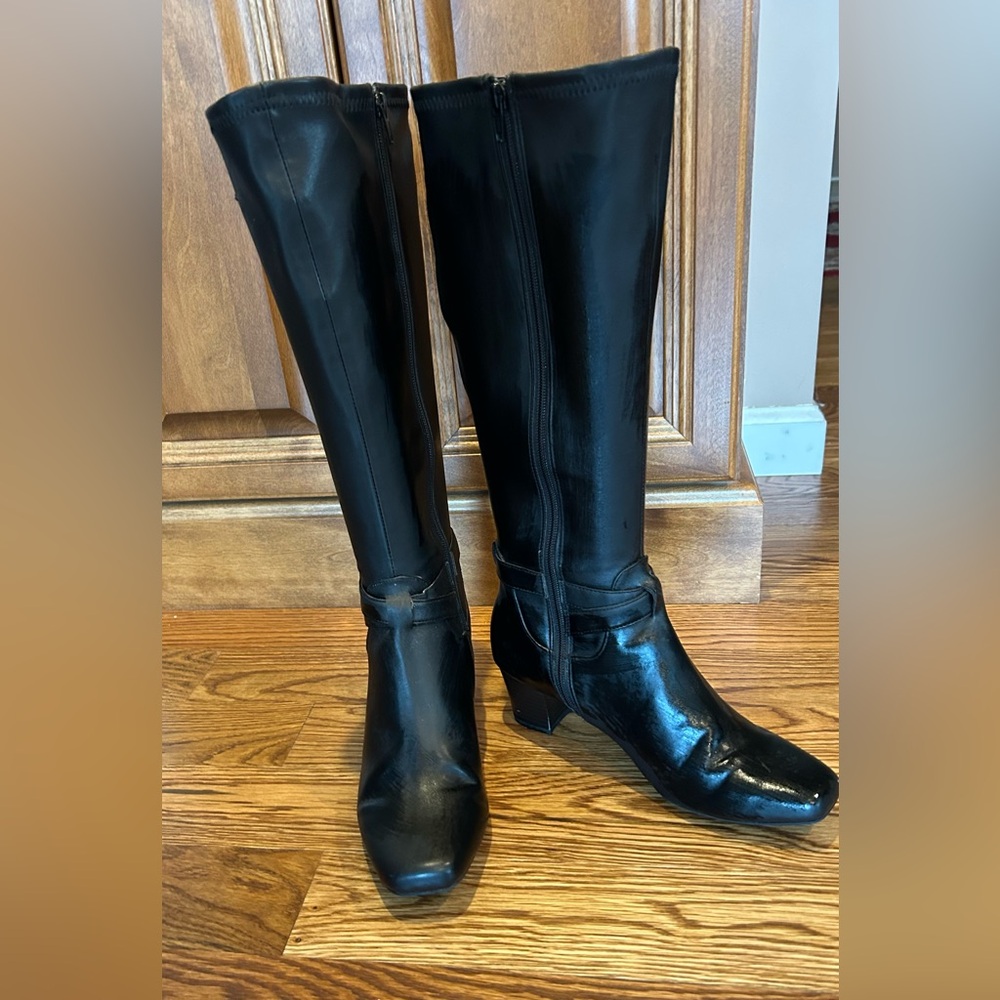 Black boots